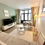 Apartment - Arc De Triomphe - 4 People