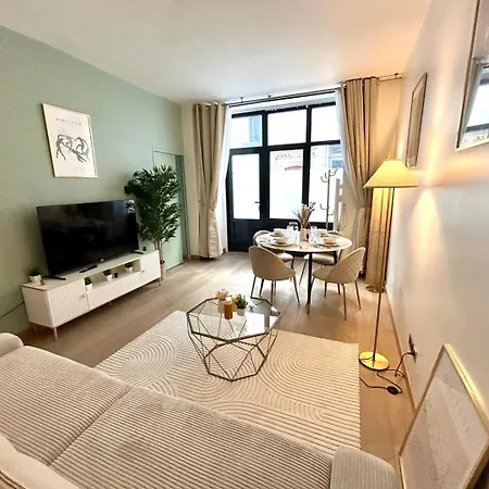 - Arc De Triomphe - 4 People Apartment